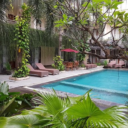 Vihan Suites Bali Kuta Lombok Extérieur photo