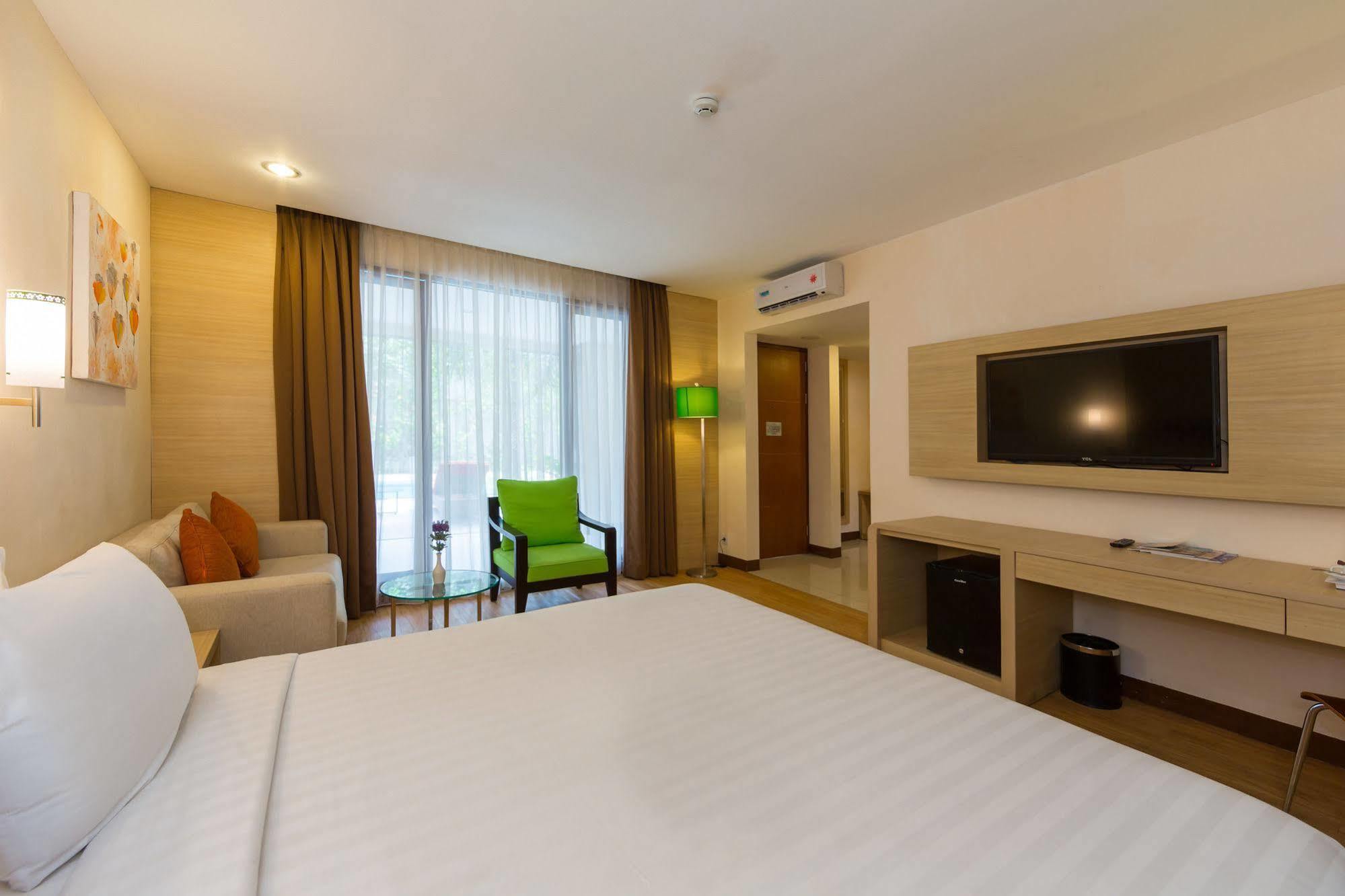 Vihan Suites Bali Kuta Lombok Extérieur photo