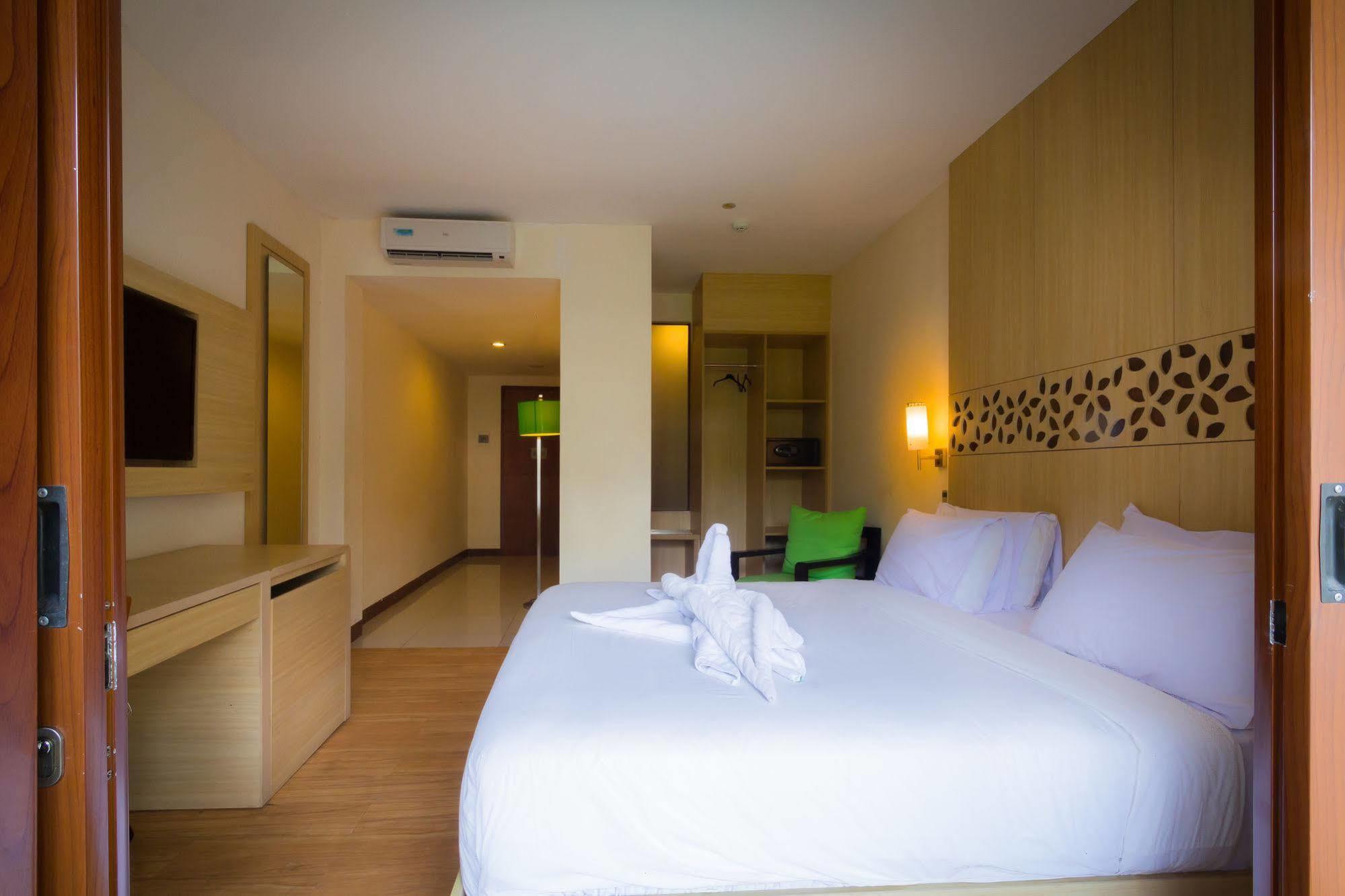 Vihan Suites Bali Kuta Lombok Extérieur photo